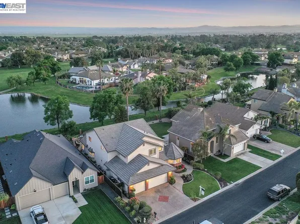 82 Edgeview Ct, Discovery Bay, CA 94505