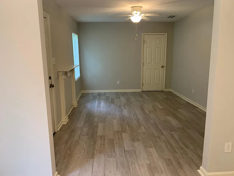 165 Dunn Ave — Photo 3