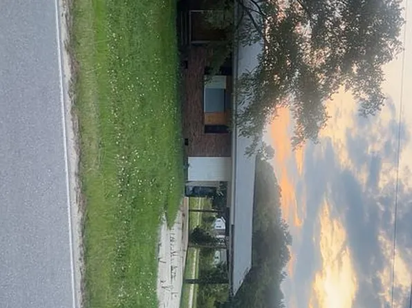 721 Onnie Joe Rd, Maxton, NC 28364