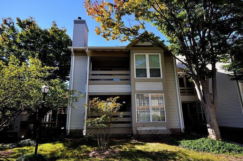 1st image of 4505A Sahalee Ct #A