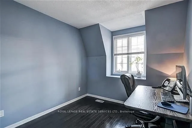 11 Niagara St #7 — Photo 7
