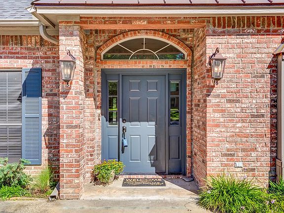 4th image of 103 Winged Foot Dr
