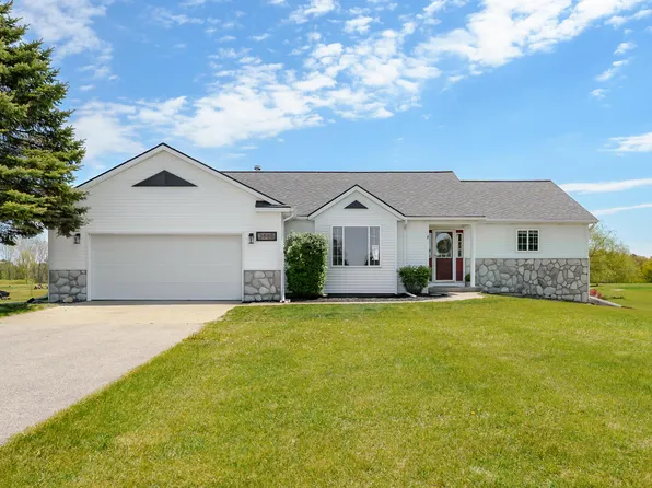 3565 4th St, Wayland, MI 49348