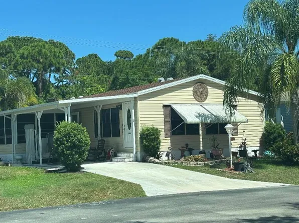 456 Tropical Isles Cir, Fort Pierce, FL 34982