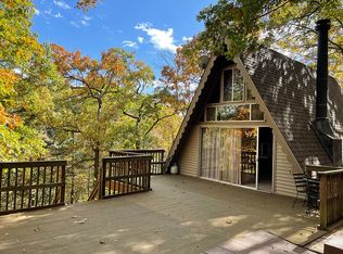 340 Crystal Lake Dr, Wright City, MO 63390