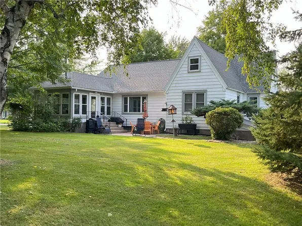 3505 Hastings Way, Eau Claire, WI 54703