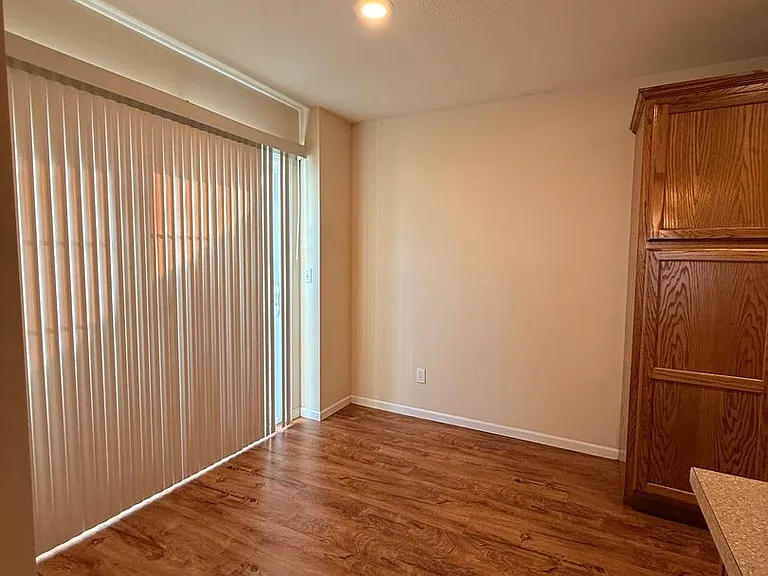 801 Black St — Photo 5