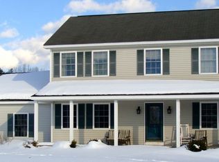 10 Noah Dr, Averill Park, NY 12018