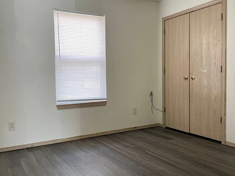 100 Josie Dr — Photo 6
