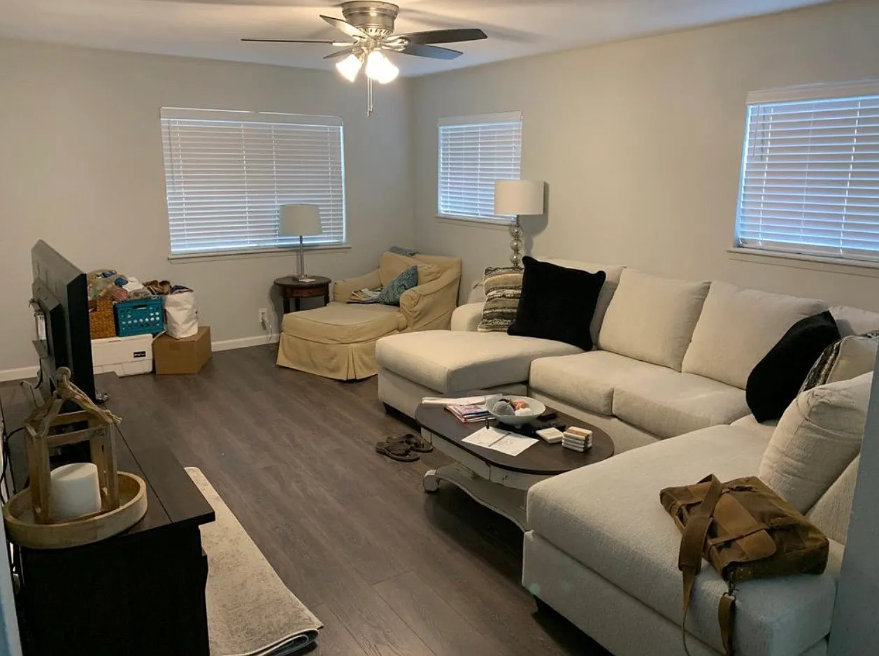 2 bed, 1040 sqft, $1,300 — Photo 4