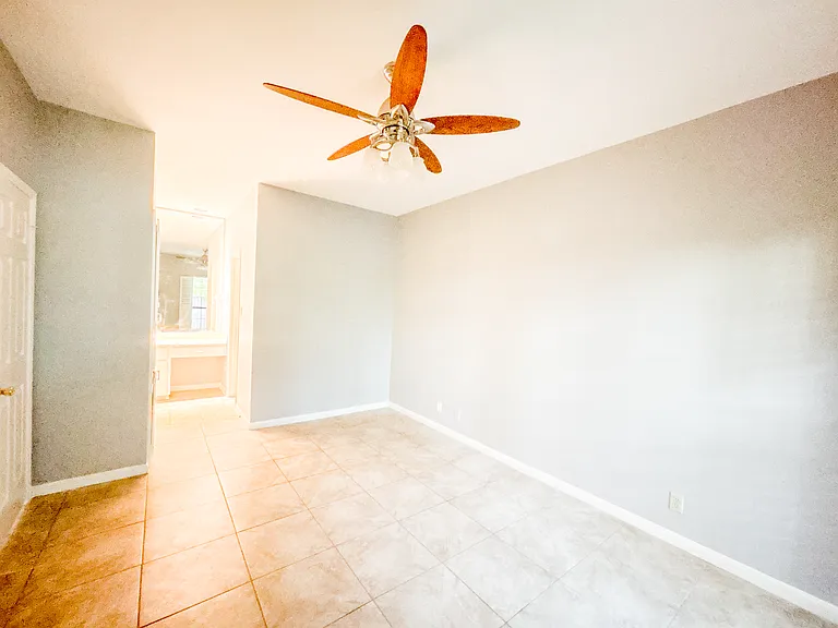 7 Chapel Hill Cir #7 — Photo 11