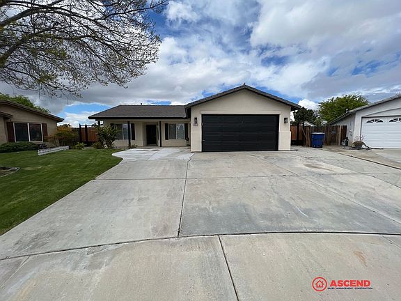 2nd image of 6014 Sarona St