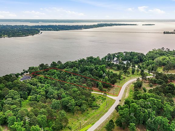 5th image of 3150 Shadow Pine Dr