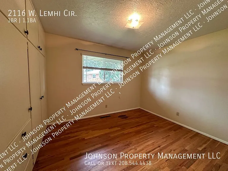 2116 W Lemhi Cir — Photo 14