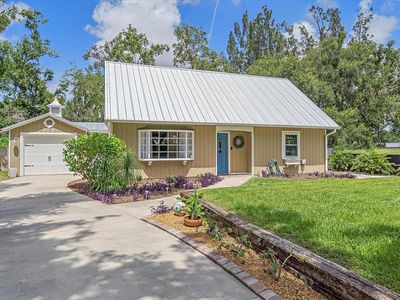 626 Hand Ave, Sarasota, FL, 34232