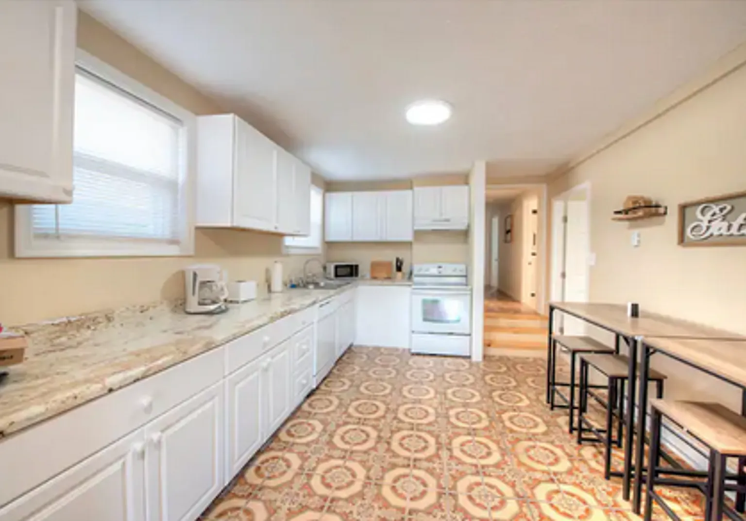 730 Hightop Rd — Photo 4