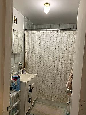 5th image of 227 Henry St #2R