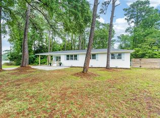 6200 Greenville Sound Rd, Wilmington, NC 28409