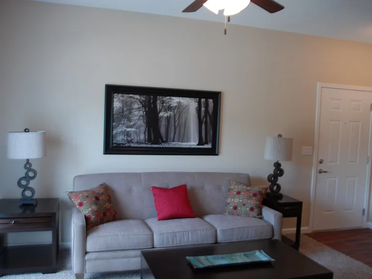 404 N Cattleman Dr — Photo 9