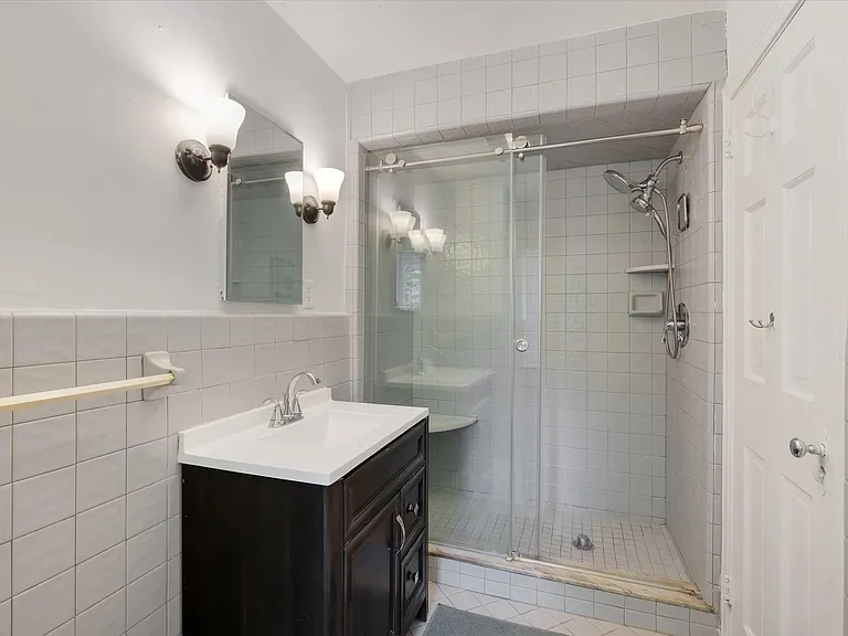304 Winding Way — Photo 17