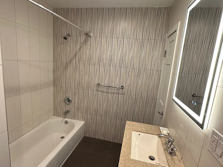 549 Morgan Ave #2 — Photo 5
