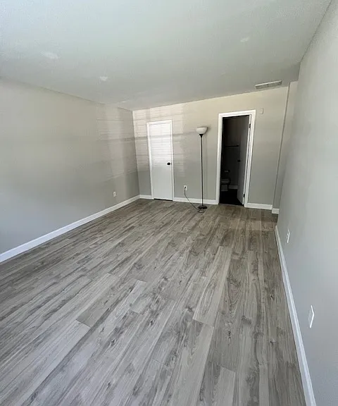 125 Devonshire Ct #125 — Photo 12