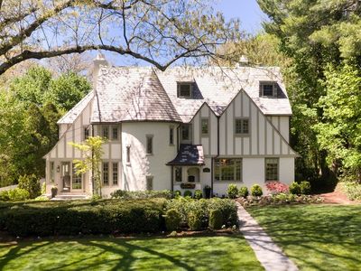 25 Claremont St, Newton, MA, 02458