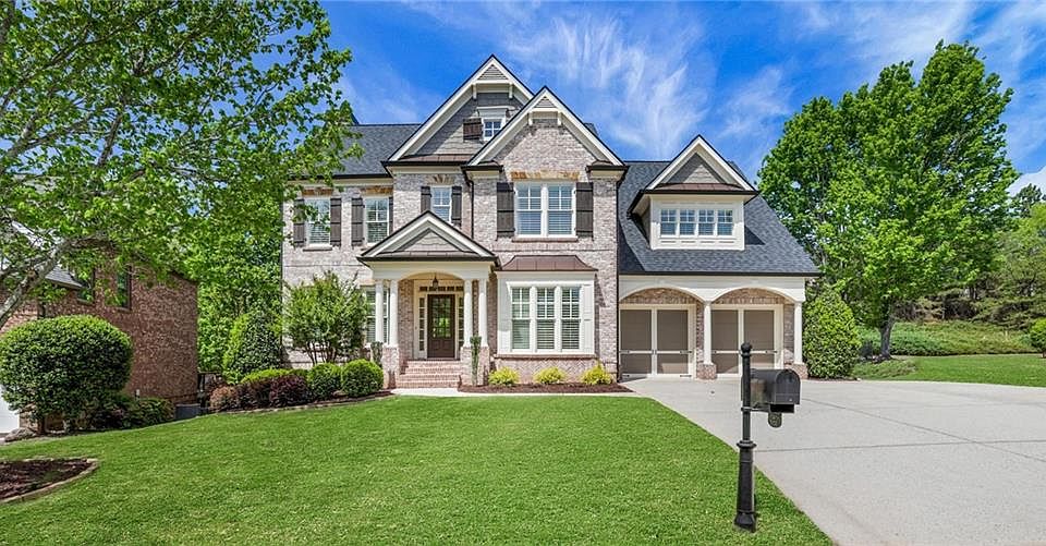 1st image of 3130 Seven Oaks Dr