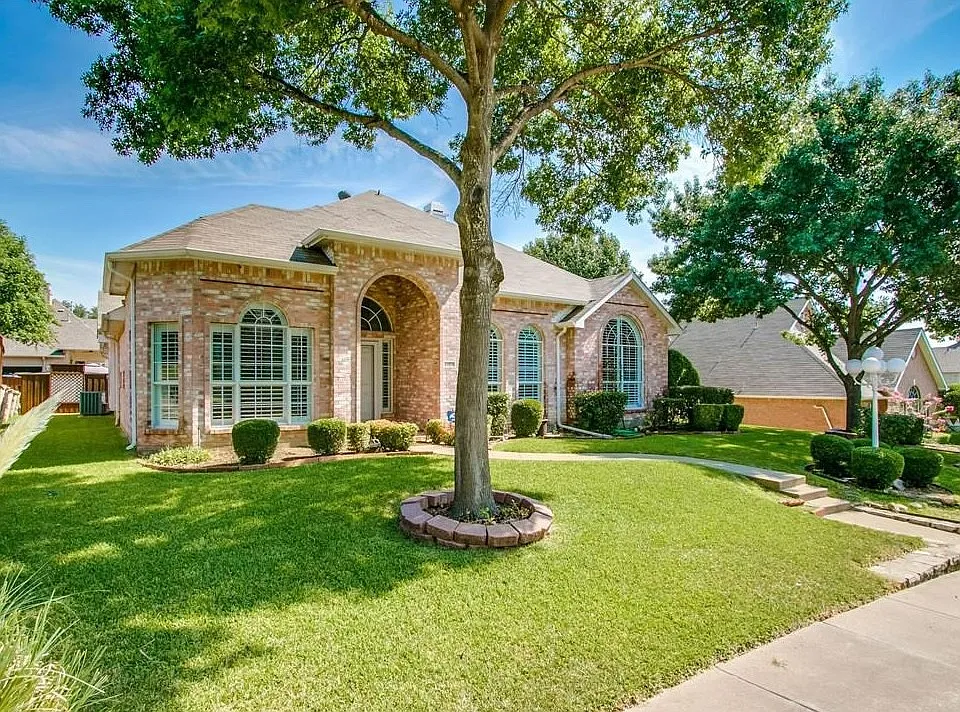 5109 Gulfport Dr