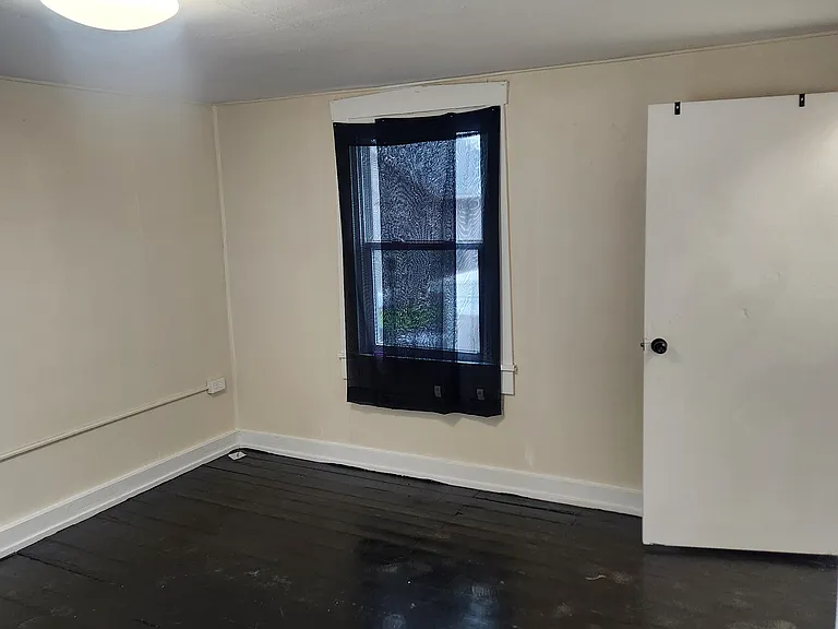 144 W Main St #A — Photo 4