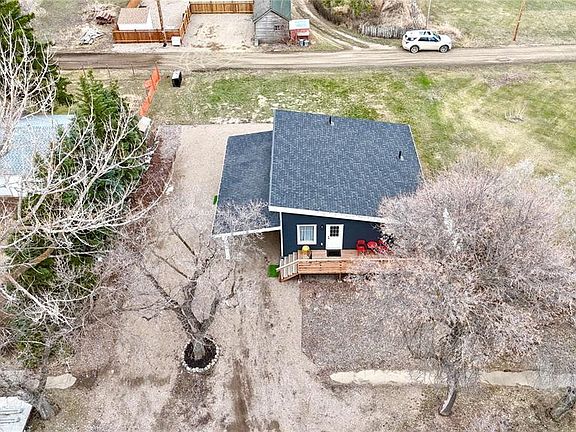 5th image of 210 Coulthard STREET
