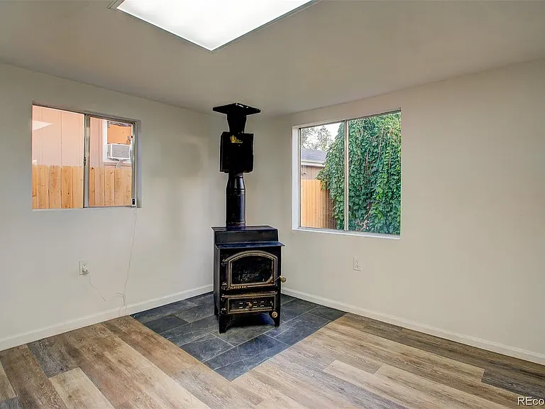 1820 W Jewell Ave — Photo 13