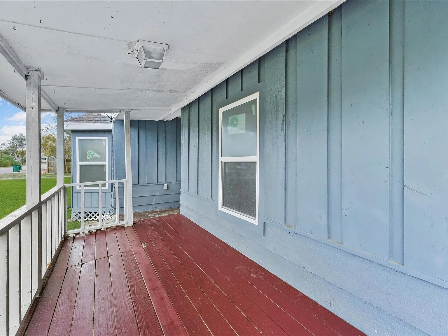 3 bed, 2.0 bath, 1322 sqft, $1,400 — Photo 3