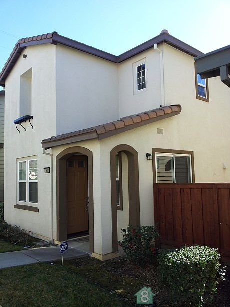 1st image of 1634 Glenmore Dr