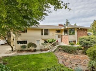 305 NW 178th St, Seattle, WA 98177