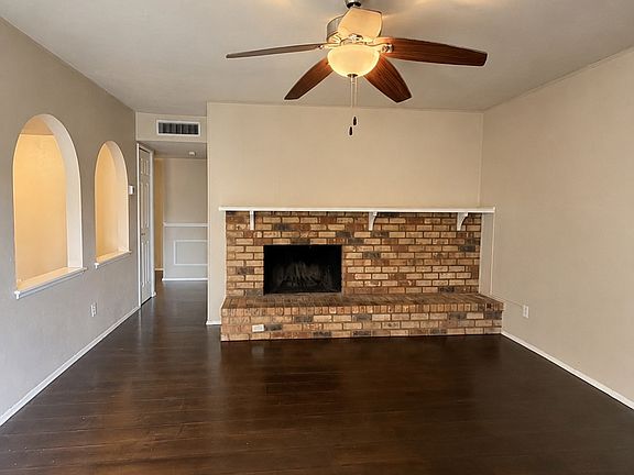 5th image of 2937 Emberwood Dr