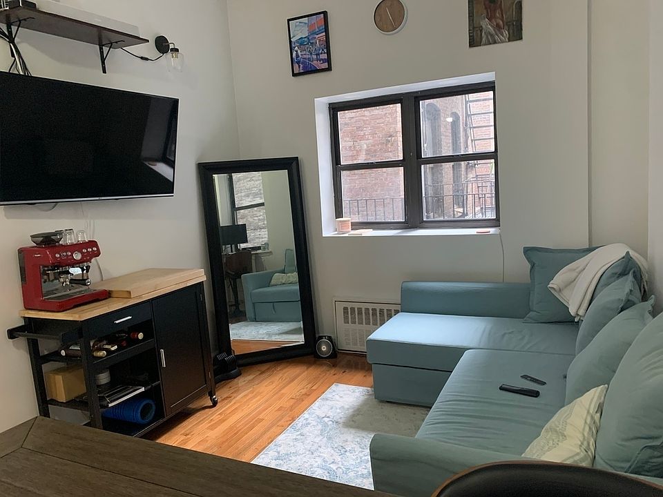 1st image of 200 W 81st St APT 22