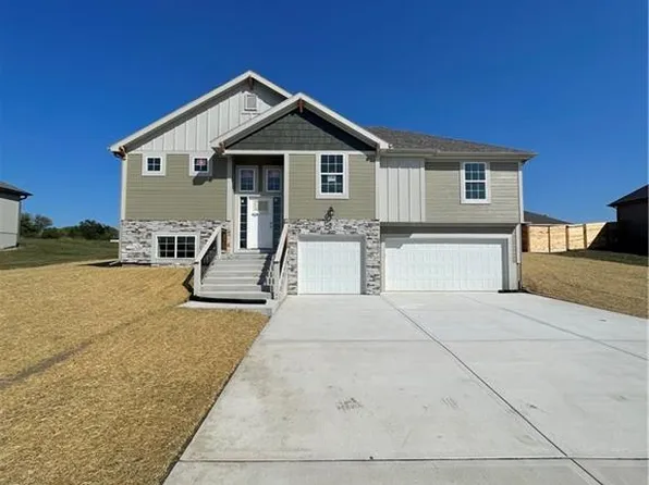 12418 Adam St, Excelsior Springs, MO 64024