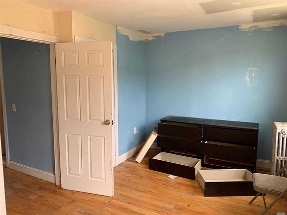 5th image of 11593 217th St