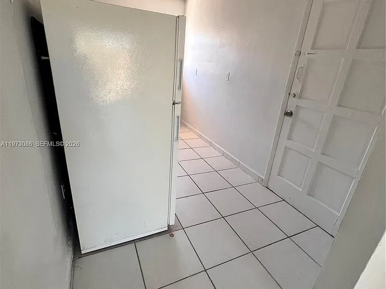 609 SW 14th Ave #2 — Photo 14