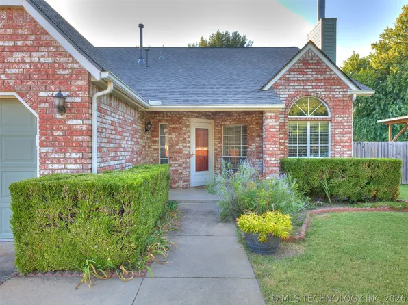 4212 S Oak Ave, Broken Arrow, OK 74011