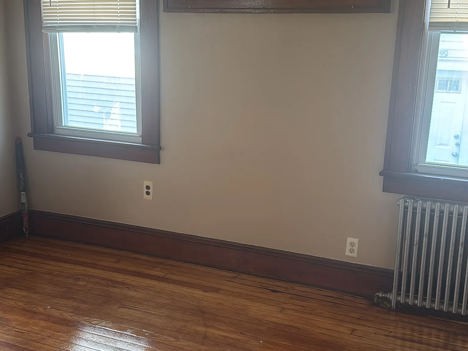 4 bed, $3,400 — Photo 2