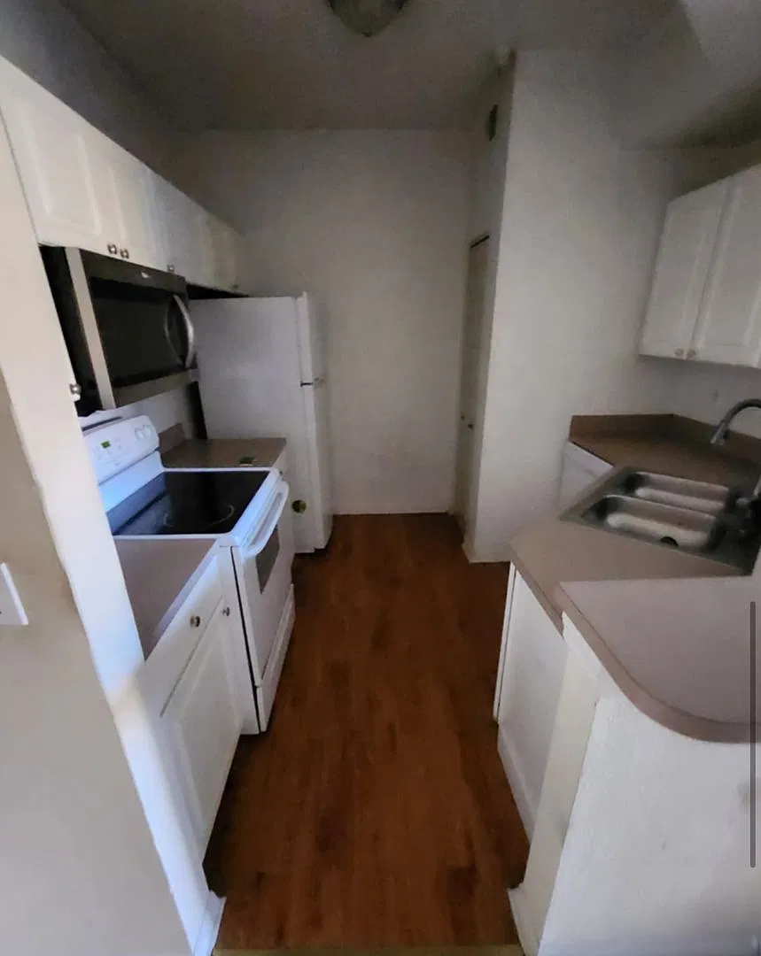 5518 Metrowest, Bldg. 11, Unit 207 — Photo 4