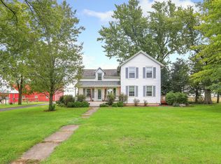 3N375 County Line Rd, Maple Park, IL 60151