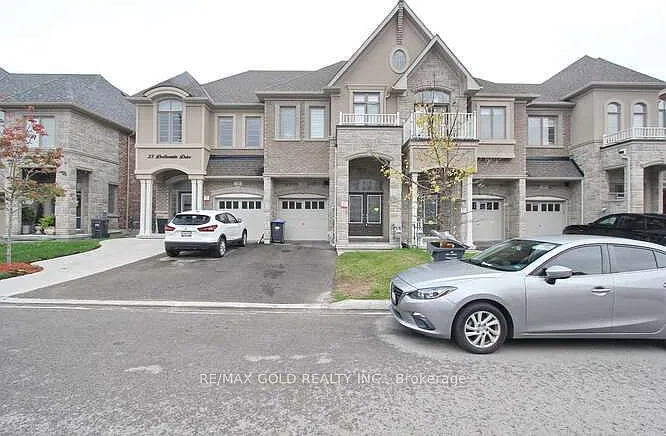 4 bed, $3,000 — Photo 1