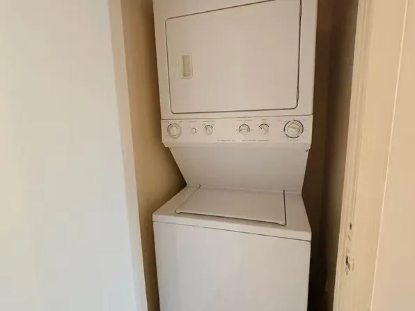 137-11 32nd Avenue image 4 of 7