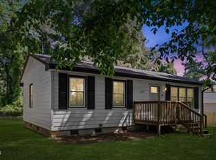 320 Holland Glen St, Fuquay Varina, NC 27526