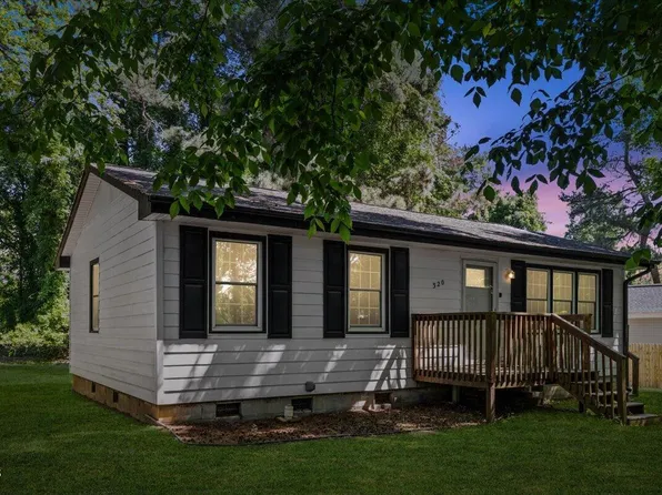 320 Holland Glen St, Fuquay Varina, NC 27526