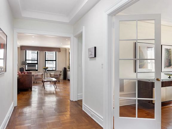 2nd image of 334 W 86th St APT 15A