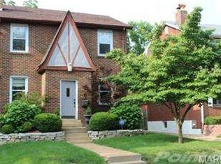 7279 Northmoor Dr, Saint Louis, MO 63105